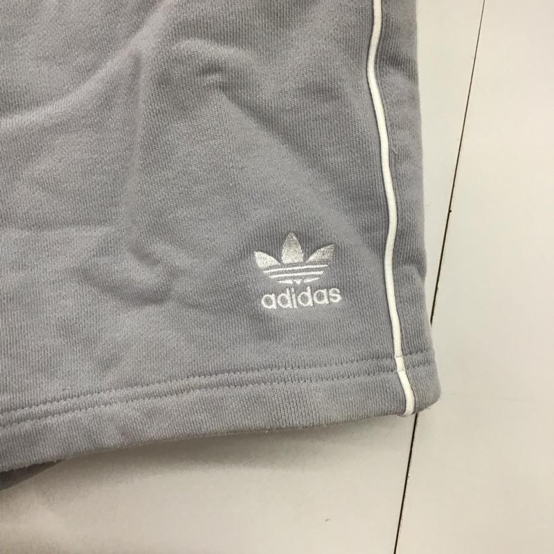 アディダス adidas パンツ ショートパンツ HK7308 裏起毛 スウェット ハーフパンツ L ロゴ、文字 灰 / グレー /  メンズ USED 古着 中古 10144058