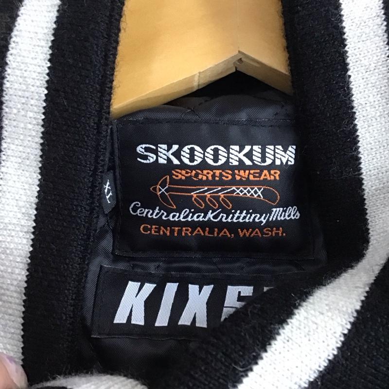 スクーカム SKOOKUM ジャケット、上着 ジャケット、ブレザー 1-kix22a-1 スタジャン アウター XL ロゴ、文字 黒 / ブラック /  メンズ USED 古着 中古 10144517