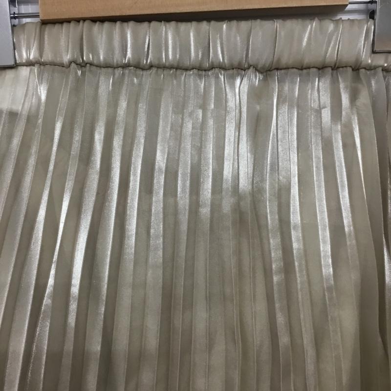ローリーズファーム LOWRYS FARM スカート ロングスカート LF520026TS プリーツスカート FREE 無地 アイボリー / アイボリー /  レディース USED 古着 中古 10144675
