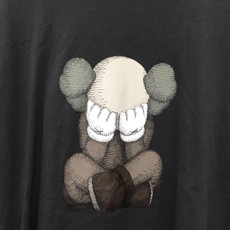 ユニクロ UNIQLO Tシャツ 半袖 341-446311 KAWS プリントTシャツ クルーネックカットソー プリント ダークグレー / ダークグレー /  メンズ USED 古着 中古 10144965
