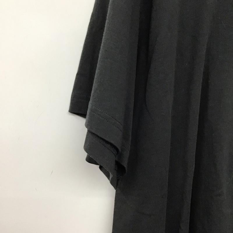 ユニクロ UNIQLO Tシャツ 半袖 341-446311 KAWS プリントTシャツ クルーネックカットソー プリント ダークグレー / ダークグレー /  メンズ USED 古着 中古 10144965