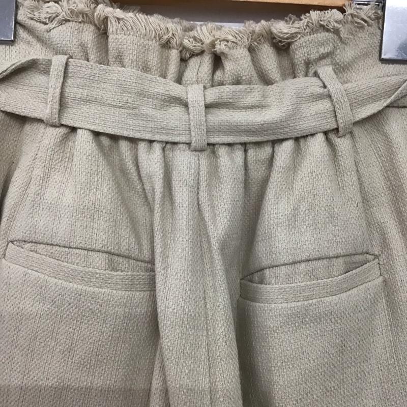 ケービーエフ KBF パンツ ワークパンツ、ペインターパンツ ワークパンツ ワイドパンツ カジュアルパンツ ONE SIZE 無地 ベージュ / ベージュ /  レディース USED 古着 中古 10145417