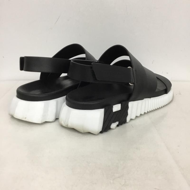 エルメス HERMES サンダル サンダル RG222860ZH4302208 エレクトリック 43 ロゴ、文字 黒 / ブラック / X 白 / ホワイト /  メンズ USED 古着 中古 10146272