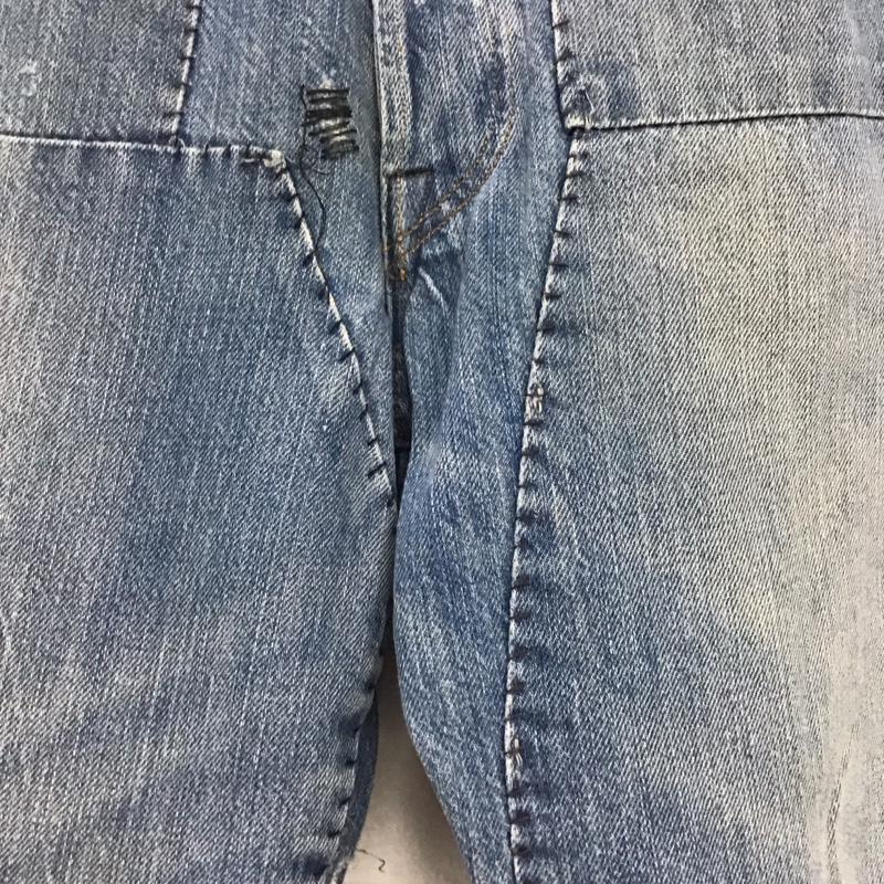 リーバイス Levi s パンツ デニム、ジーンズ 90501-0011 501xx W28 ボタンフライ 28インチ 無地 青 / ブルー /  メンズ USED 古着 中古 10146365