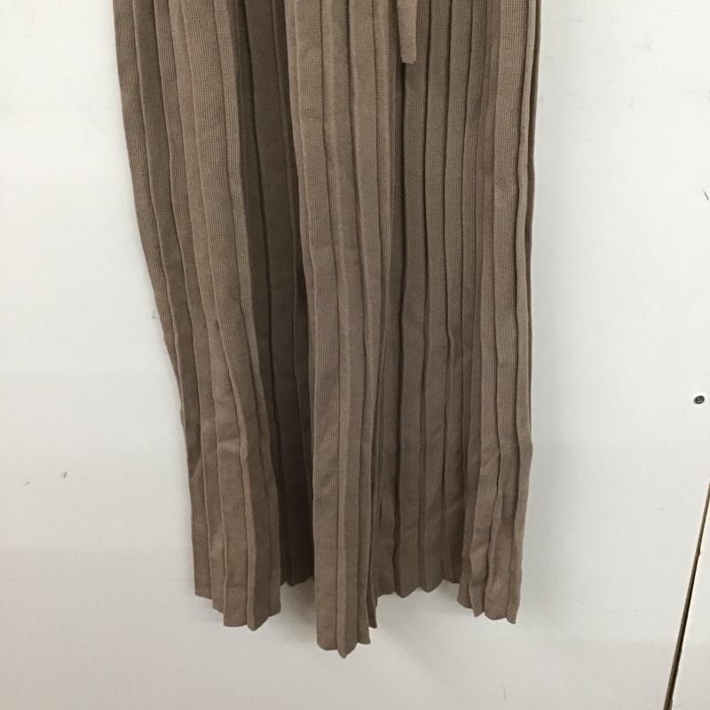 オペークドットクリップ OPAQUE.CLIP ワンピース ロングスカート N02-59002 リブニット ノースリーブ 襟付き M 無地 グレージュ / グレージュ /  レディース USED 古着 中古 10146507