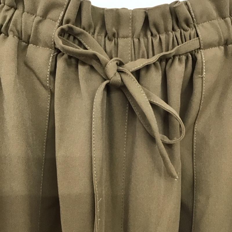 アズールバイマウジー AZUL BY MOUSSY パンツ ワークパンツ、ペインターパンツ 250hsm31-168c ソフトタッチギャザーワイドパンツ M 無地 ベージュ / ベージュ /  レディース USED 古着 中古 10146681