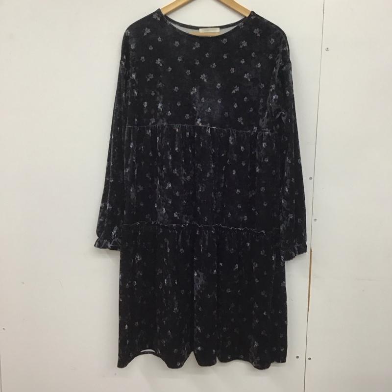 エヘカソポ ehka sopo ワンピース ひざ丈スカート 1103595 ベロア風 ティアードワンピース 長袖 膝下 M 花柄 黒 / ブラック /  レディース USED 古着 中古 10146930