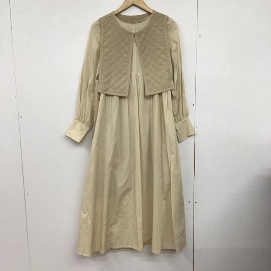 ダブルクローゼット w closet ワンピース ロングスカート 350059 キルティングベスト 長袖ワンピース セット 無地 ベージュ / ベージュ /  レディース USED 古着 中古 10147149