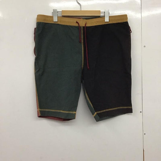 カブー KAVU パンツ ショートパンツ ショートパンツ ハーフパンツ カジュアルパンツ M ロゴ、文字 マルチカラー / マルチカラー /  メンズ USED 古着 中古 10147341