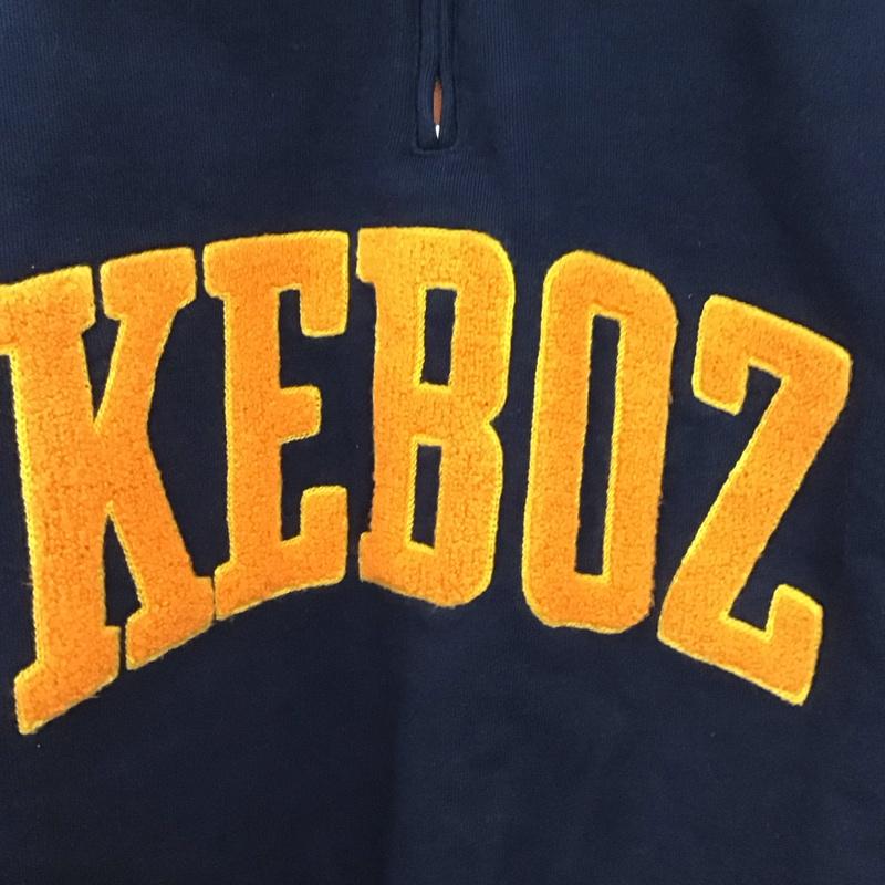 ケボズ KEBOZ トレーナー 長袖 長袖トレーナー スウェット スタンドネック プルオーバー S ロゴ、文字 紺 / ネイビー /  メンズ USED 古着 中古 10147364