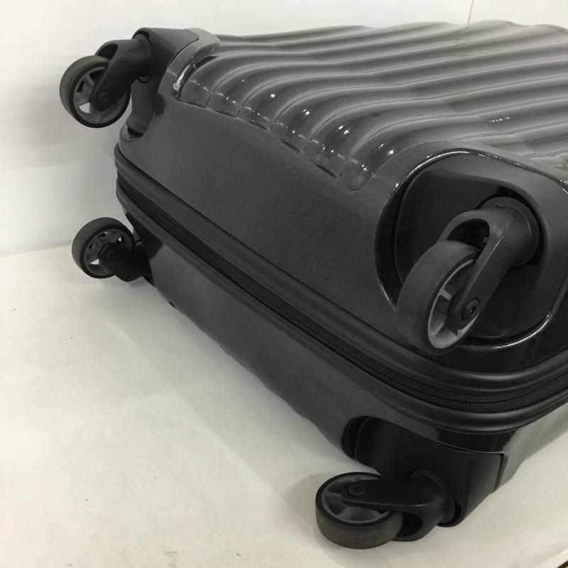 サムソナイト Samsonite スーツケース、トランク スーツケース、トランク V22 09302 TSAロック コスモライト ロゴ、文字 黒 / ブラック /  メンズ USED 古着 中古 10147495