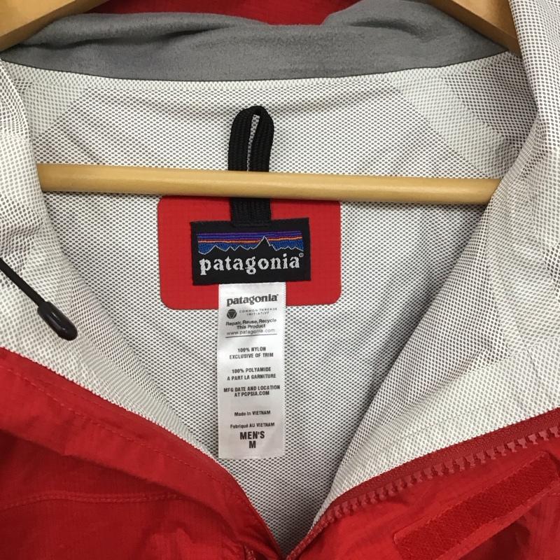 パタゴニア patagonia ジャケット、上着 ジャンパー、ブルゾン ジップアップジャケット ナイロンジャケット アウター M ロゴ、文字 赤 / レッド /  メンズ USED 古着 中古 10147535