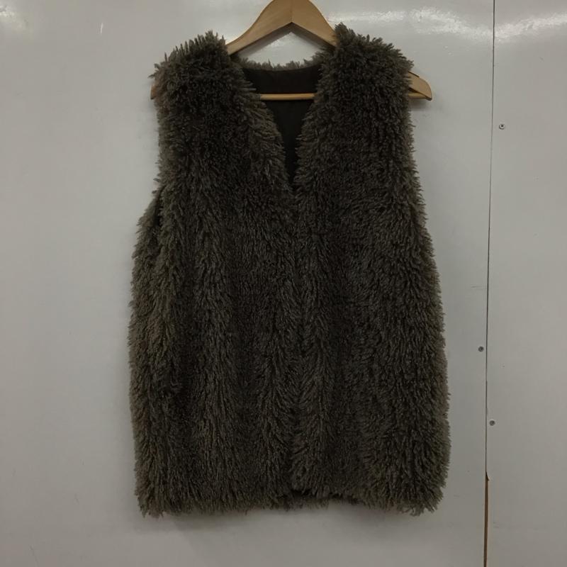 アイテムズ アーバンリサーチ ITEMS URBAN RESEARCH ベスト ベスト ベスト ノースリーブカットソー フロントボタン FREE 無地 グレージュ / グレージュ /  レディース USED 古着 中古 10147652