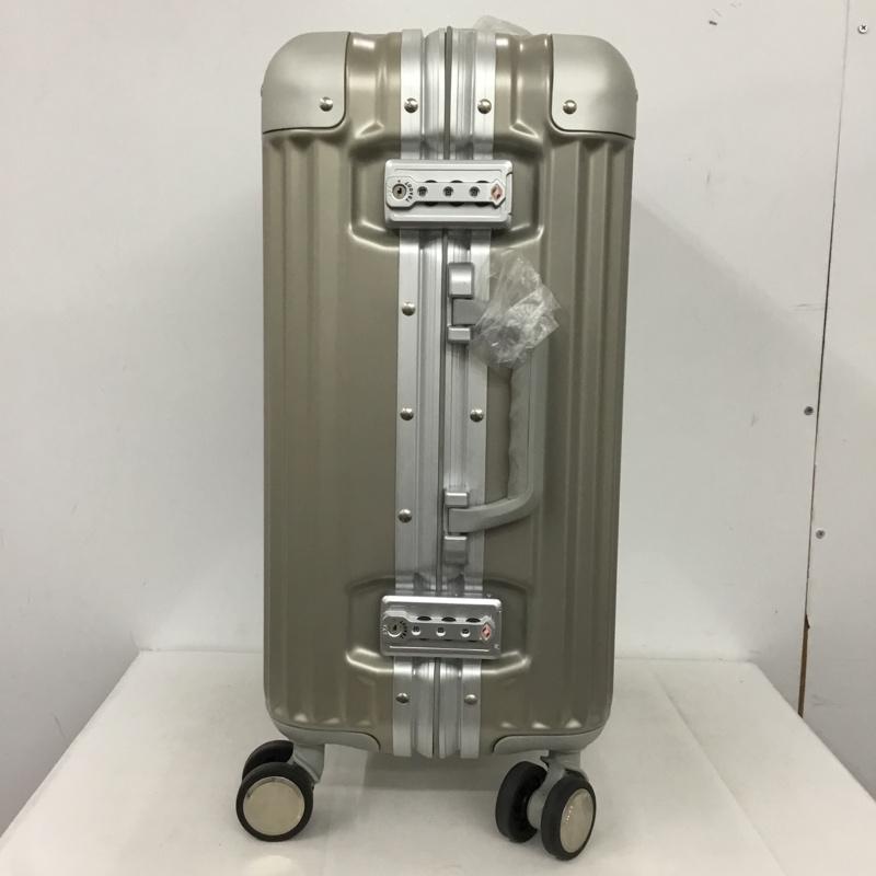 リカルド RICARDO スーツケース、トランク スーツケース、トランク AIV-19-020-4WB TSAロック キャリーケース ロゴ、文字 灰 / グレー /  メンズ USED 古着 中古 10147820