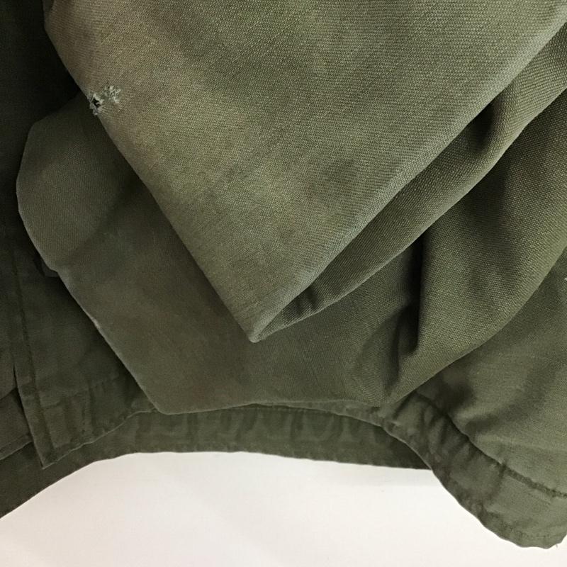ミリタリー ミリタリー ジャケット、上着 ジャンパー、ブルゾン U.S.NAVY Cold weather permeable type1 L 無地 カーキ / カーキ /  メンズ USED 古着 中古 10148091