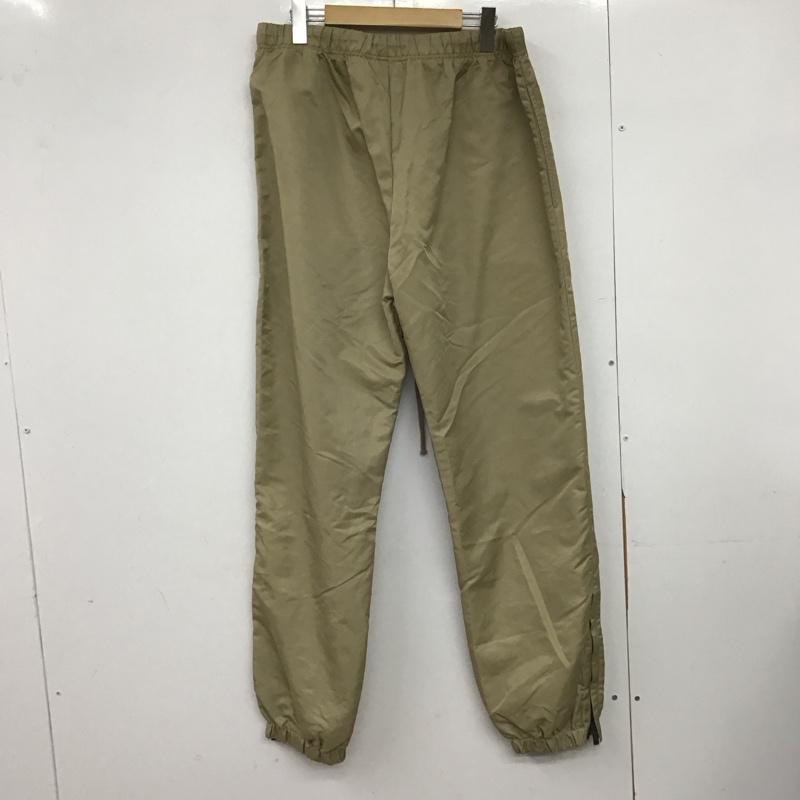 エッセンシャルズ ESSENTIALS パンツ ワークパンツ、ペインターパンツ ナイロンパンツ ワイドパンツ カジュアルパンツ L ロゴ、文字 ベージュ / ベージュ /  メンズ USED 古着 中古 10148517
