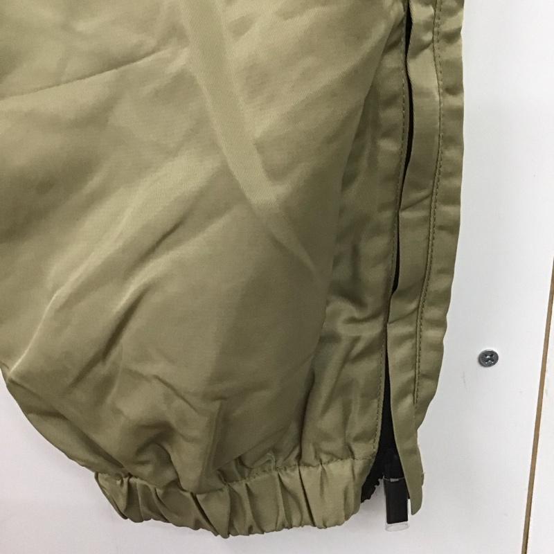 エッセンシャルズ ESSENTIALS パンツ ワークパンツ、ペインターパンツ ナイロンパンツ ワイドパンツ カジュアルパンツ L ロゴ、文字 ベージュ / ベージュ /  メンズ USED 古着 中古 10148517