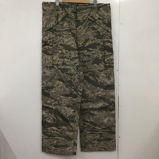 ミリタリー ミリタリー パンツ ワークパンツ、ペインターパンツ ミリタリーパンツ ワイドパンツ カジュアルパンツ 00s 米軍 apecs gore-tex L カモフラージュ柄・迷彩 マルチカラー / マルチカラー /  メンズ USED 古着 中古 10148761