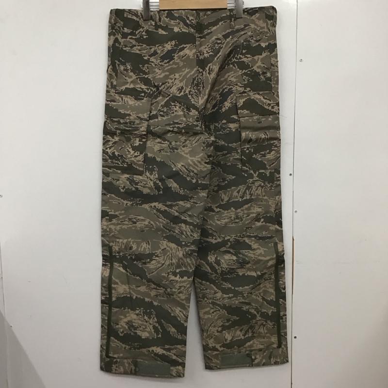 ミリタリー ミリタリー パンツ ワークパンツ、ペインターパンツ ミリタリーパンツ ワイドパンツ カジュアルパンツ 00s 米軍 apecs gore-tex L カモフラージュ柄・迷彩 マルチカラー / マルチカラー /  メンズ USED 古着 中古 10148761
