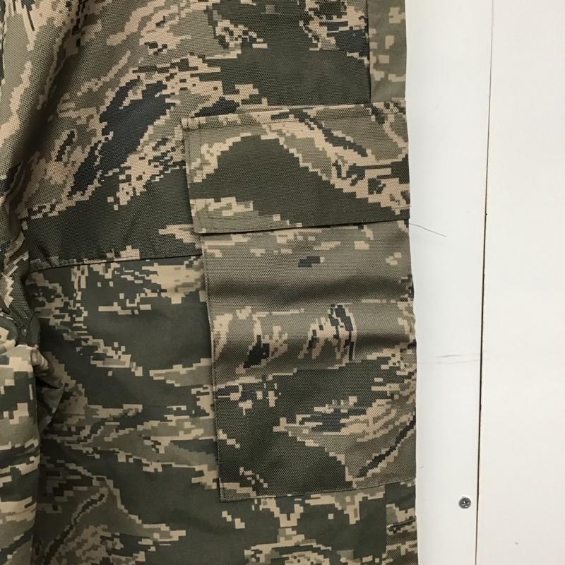 ミリタリー ミリタリー パンツ ワークパンツ、ペインターパンツ ミリタリーパンツ ワイドパンツ カジュアルパンツ 00s 米軍 apecs gore-tex L カモフラージュ柄・迷彩 マルチカラー / マルチカラー /  メンズ USED 古着 中古 10148761