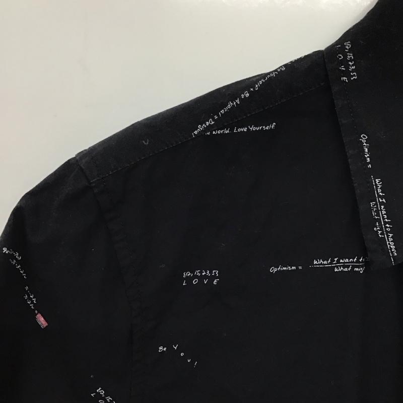 デシグアル Desigual シャツ、ブラウス 半袖 半袖シャツ プリントシャツ カジュアルシャツ S ロゴ、文字 黒 / ブラック /  メンズ USED 古着 中古 10148793