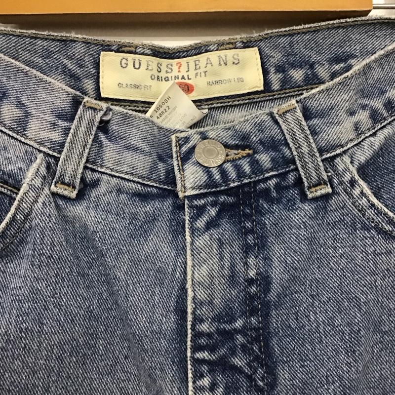 ゲス Guess パンツ デニム、ジーンズ デニムパンツ スリムパンツ カジュアルパンツ 31インチ ロゴ、文字 インディゴ / インディゴ /  メンズ USED 古着 中古 10148820