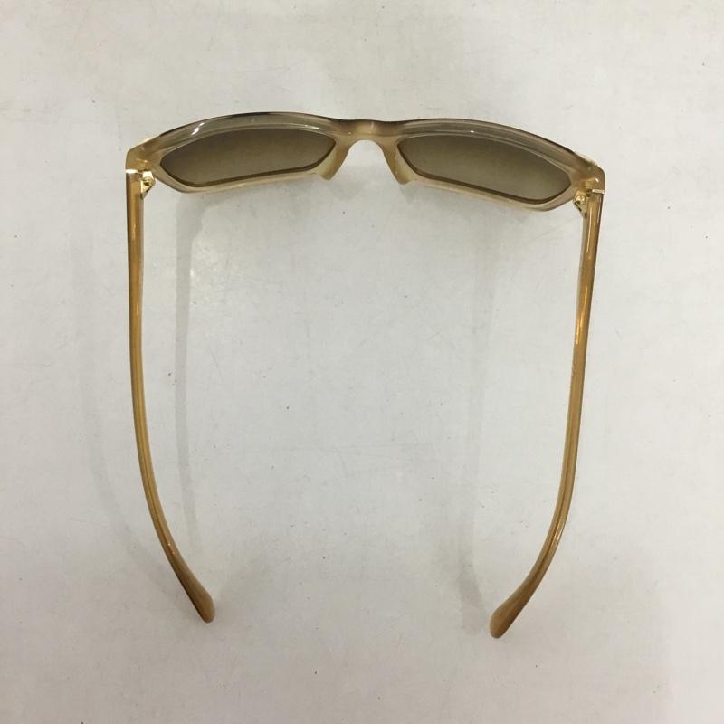 プラダ PRADA めがね・サングラス サングラス SPR02O-A HAZ-6S1 ロゴ、文字 ベージュ / ベージュ /  メンズ USED 古着 中古 10149254