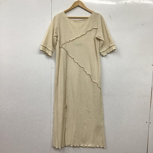 ダブルクローゼット w closet ワンピース ロングスカート 半袖ロングワンピース フレアスカート FREE 無地 アイボリー / アイボリー /  レディース USED 古着 中古 10149325