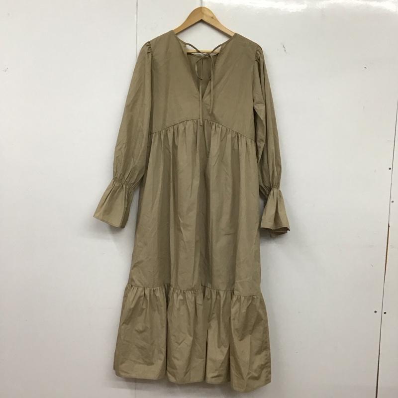 ダブルクローゼット w closet ワンピース ロングスカート 長袖ロングワンピース フレアスカート FREE 無地 ベージュ / ベージュ /  レディース USED 古着 中古 10149330