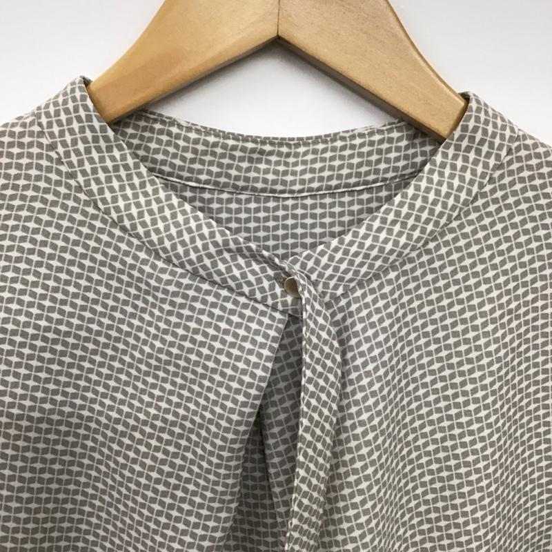 インデックス index シャツ、ブラウス 長袖 長袖シャツ 総柄シャツ ノーカラーシャツ M 総柄 灰 / グレー /  レディース USED 古着 中古 10149370