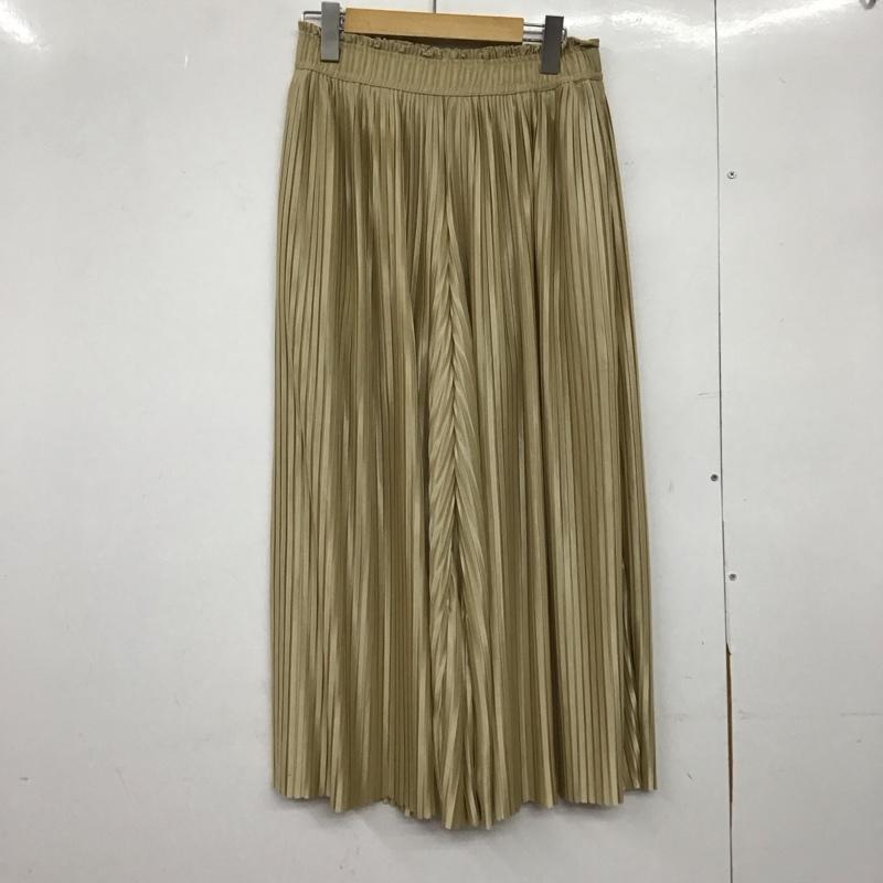 スライ SLY パンツ ワークパンツ、ペインターパンツ 030ba481-3750 プリーツガチョウパンツ ワイドパンツ 1 無地 金 / ゴールド /  レディース USED 古着 中古 10149412