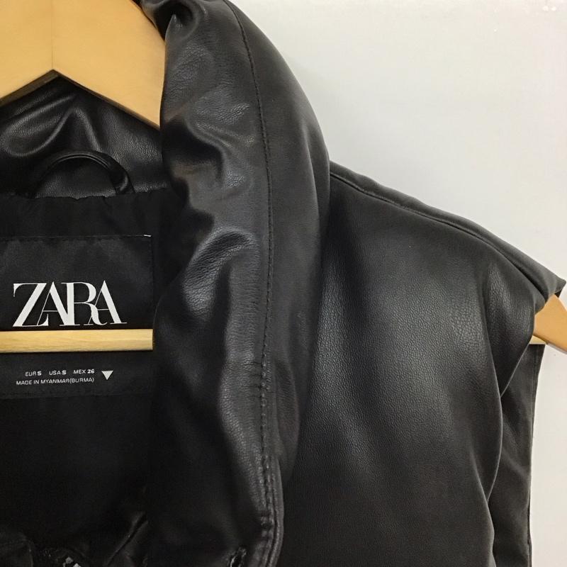 ザラ ZARA ベスト ベスト ダウンベスト ノースリーブ 前ボタン S 無地 黒 / ブラック /  レディース USED 古着 中古 10149423