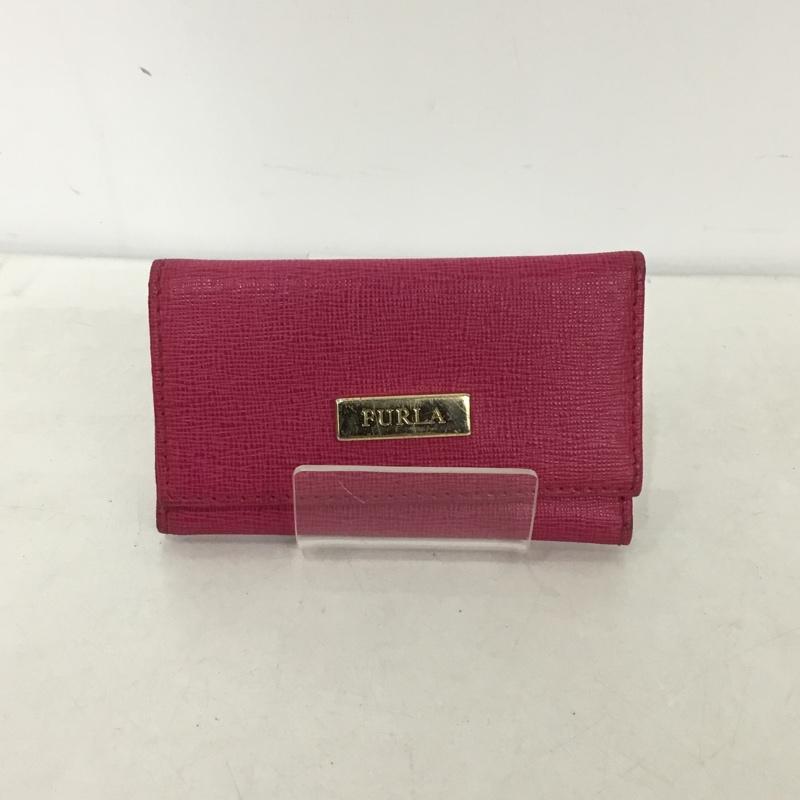 フルラ FURLA キーケース キーケース ロゴプレート 4連 ロゴ、文字 マゼンタ / マゼンタ / X 金 / ゴールド /  レディース USED 古着 中古 10149443