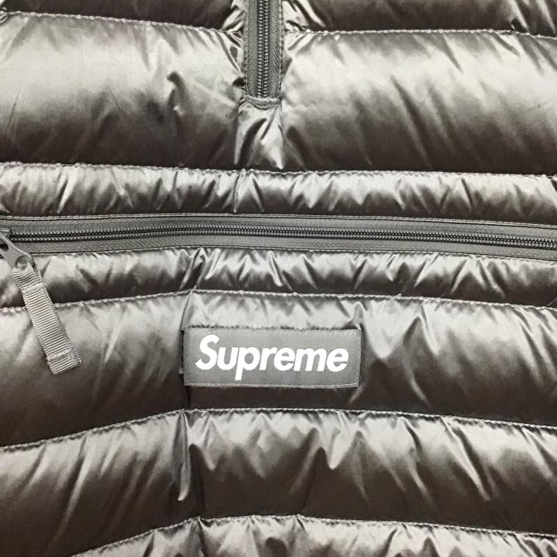 シュプリーム Supreme ジャケット、上着 ジャンパー、ブルゾン MicroDownHalfZipHoodedPullover ダウンジャケット アウター L ロゴ、文字 銀 / シルバー /  メンズ USED 古着 中古 10149574