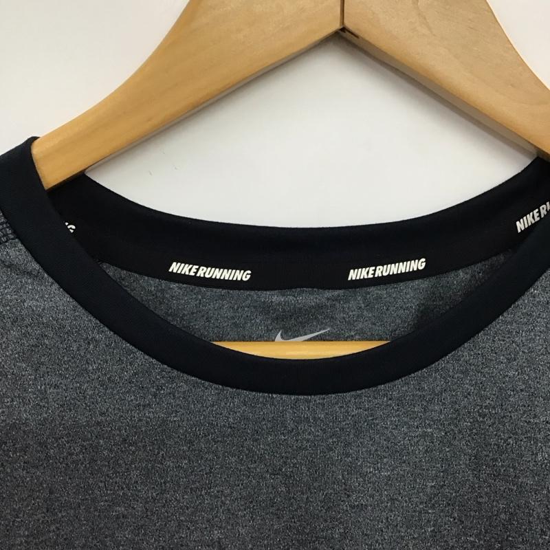 ナイキ NIKE Tシャツ 半袖 半袖カットソー プリントTシャツ クルーネックカットソー スポーツウェア XL ロゴ、文字 紺 / ネイビー /  メンズ USED 古着 中古 10149732