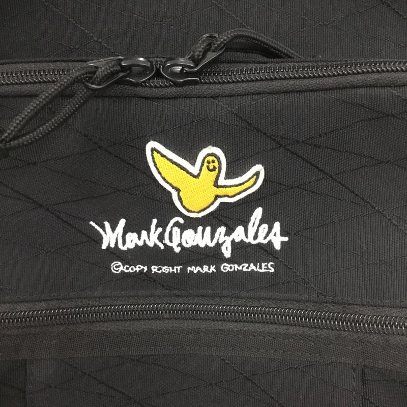 マーク・ゴンザレス Mark Gonzales リュックサック、デイパック リュックサック、デイバッグ ロゴ、文字 黒 / ブラック /  メンズ USED 古着 中古 10150018