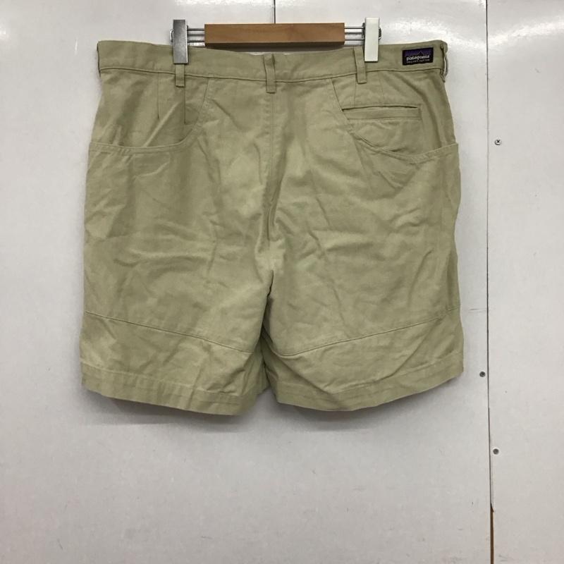 パタゴニア patagonia パンツ ショートパンツ デニムパンツ ショートパンツ ハーフパンツ 38 ロゴ、文字 アイボリー / アイボリー /  メンズ USED 古着 中古 10150060