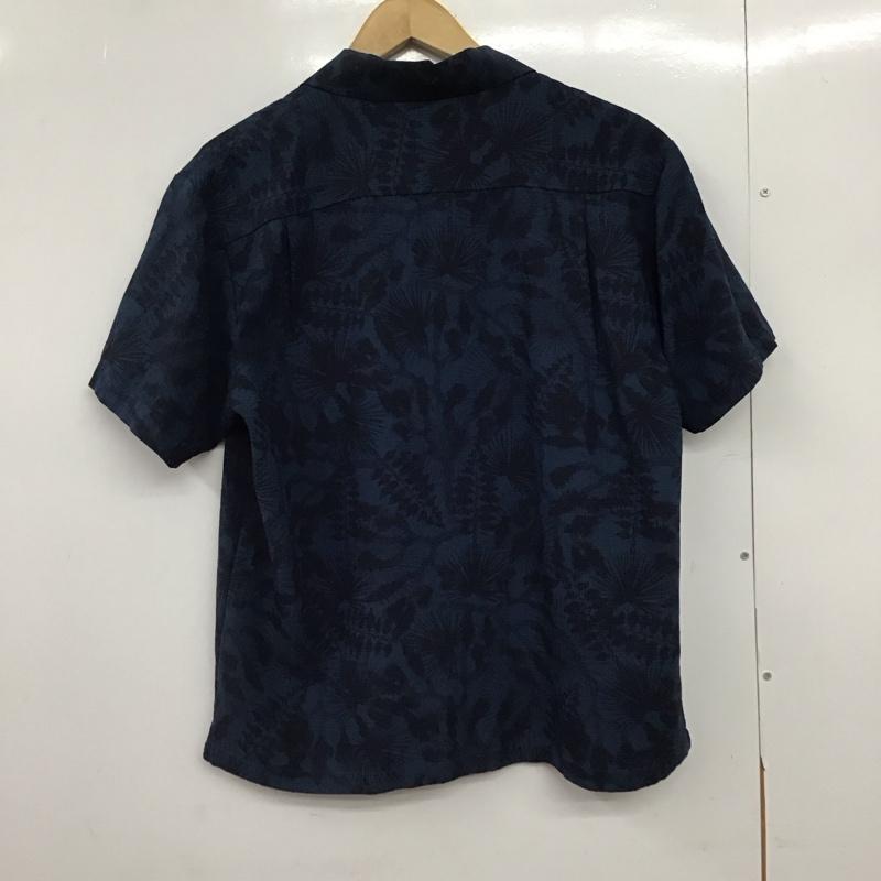 ザノースフェイス THE NORTH FACE シャツ、ブラウス 半袖 nr21931 半袖シャツ 総柄シャツ M プリント 紺 / ネイビー /  メンズ USED 古着 中古 10150104
