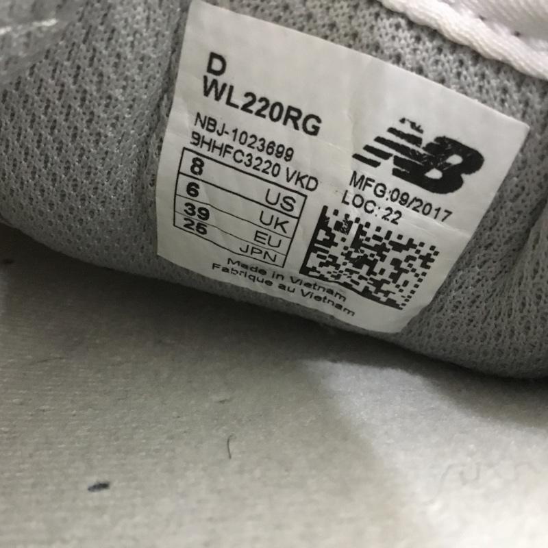 ニューバランス New Balance スニーカー スニーカー WL220RG 25cm 25.0cm ロゴ、文字 灰 / グレー /  レディース USED 古着 中古 10150213