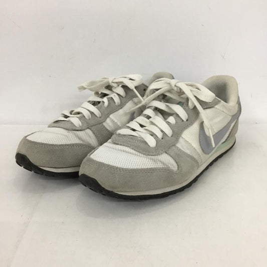 ナイキ NIKE スニーカー スニーカー 644451-130 WMNS NIKE GENICCO 24cm 24.0cm ロゴ、文字 灰 / グレー /  レディース USED 古着 中古 10150216