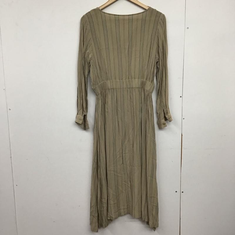 アズールバイマウジー AZUL BY MOUSSY ワンピース ロングスカート 250dsm33-097c COLLARLESS BLOUSING ONEPIECE S ストライプ ベージュ / ベージュ /  レディース USED 古着 中古 10150429