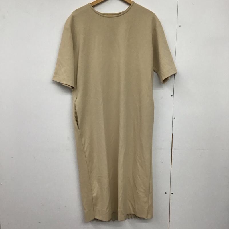 アズールバイマウジー AZUL BY MOUSSY ワンピース ロングスカート 250esh83-072c BACK PLEATS ONEPIECE S 無地 ベージュ / ベージュ /  レディース USED 古着 中古 10150452