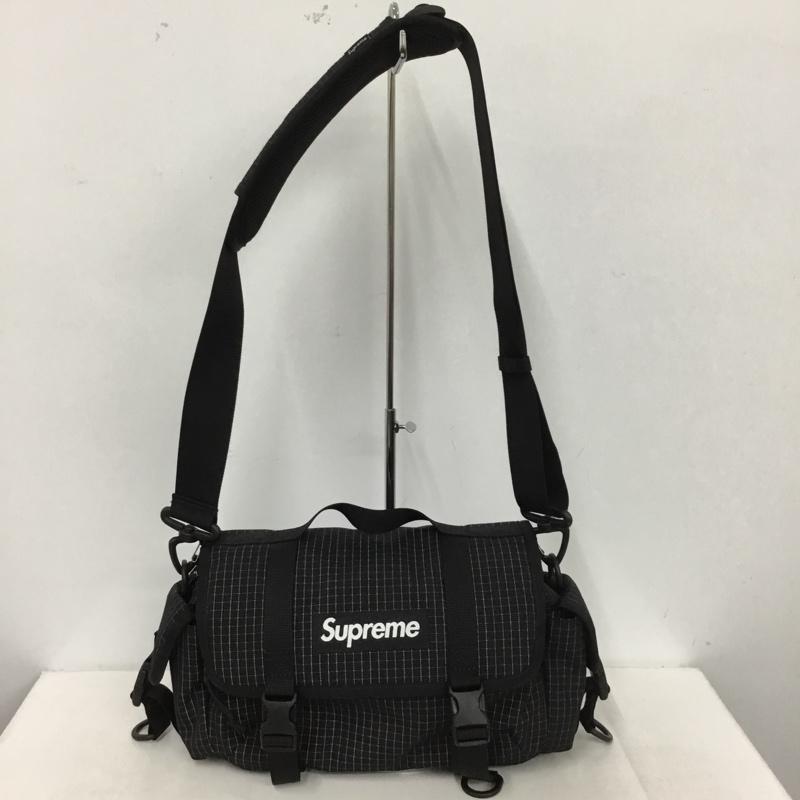 シュプリーム Supreme ショルダーバッグ ショルダーバッグ Mini Duffle Bag 24SS ロゴ、文字 黒 / ブラック /  メンズ USED 古着 中古 10150586
