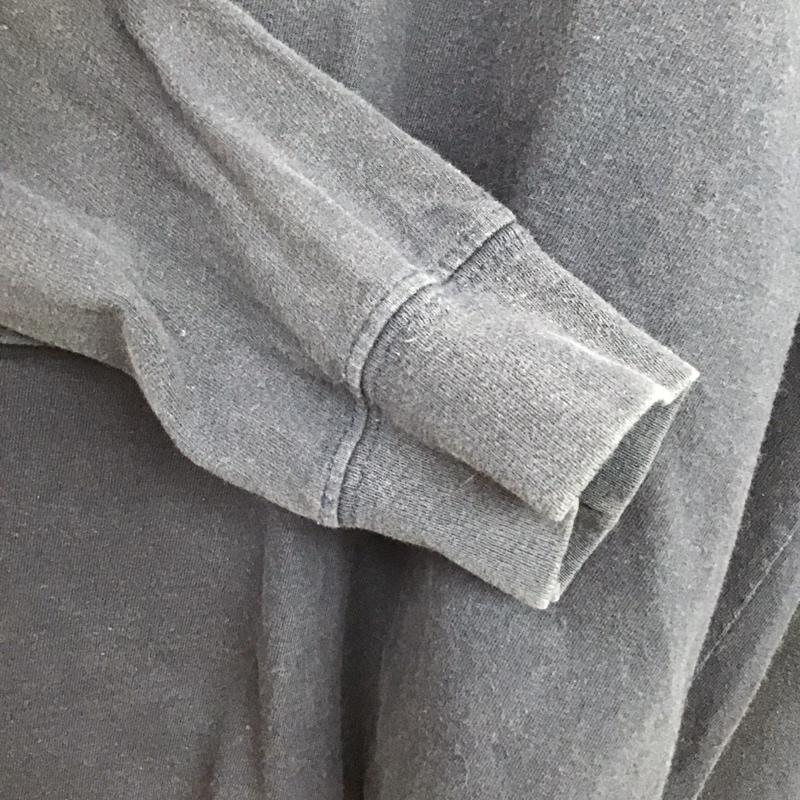 カーハート Carhartt カットソー 長袖 長袖カットソー クルーネックカットソー プリントカットソー M ロゴ、文字 紺 / ネイビー /  メンズ USED 古着 中古 10150659
