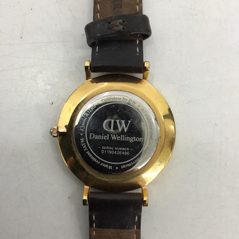 ダニエルウェリントン Daniel Wellington 腕時計 アナログ（クォーツ式） classic B32R6 レザーベルト 箱有 ロゴ、文字 ダークブラウン / ダークブラウン /  レディース USED 古着 中古 10150705