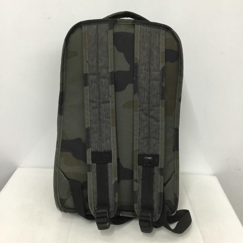 ボルコム VOLCOM リュックサック、デイパック リュックサック、デイバッグ D6531467 バックパック カモフラージュ柄・迷彩 マルチカラー / マルチカラー /  メンズ USED 古着 中古 10150723