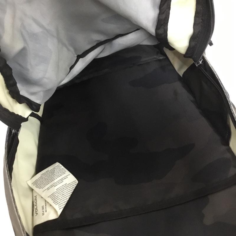 ボルコム VOLCOM リュックサック、デイパック リュックサック、デイバッグ D6531467 バックパック カモフラージュ柄・迷彩 マルチカラー / マルチカラー /  メンズ USED 古着 中古 10150723