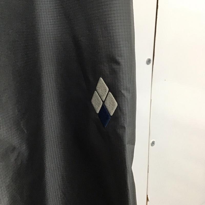 モンベル mont-bell パンツ ワークパンツ、ペインターパンツ 1128562 ワークパンツ ナイロンパンツ XL ロゴ、文字 灰 / グレー /  メンズ USED 古着 中古 10150752