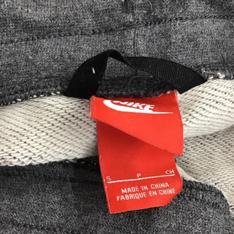 ナイキ NIKE パンツ ワークパンツ、ペインターパンツ スウェットパンツ ワイドパンツ カジュアルパンツ S プリント 灰 / グレー /  メンズ USED 古着 中古 10150762