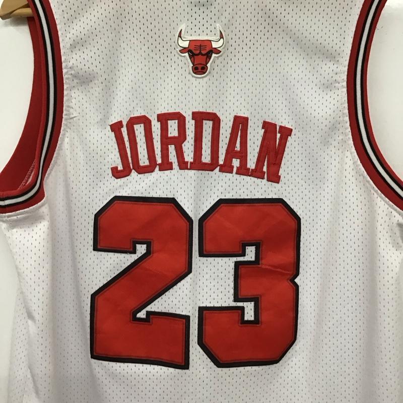 ナイキ NIKE タンクトップ タンクトップ タンクトップ ノースリーブカットソー クルーネック スポーツウェア L ロゴ、文字 白 / ホワイト /  メンズ USED 古着 中古 10150928